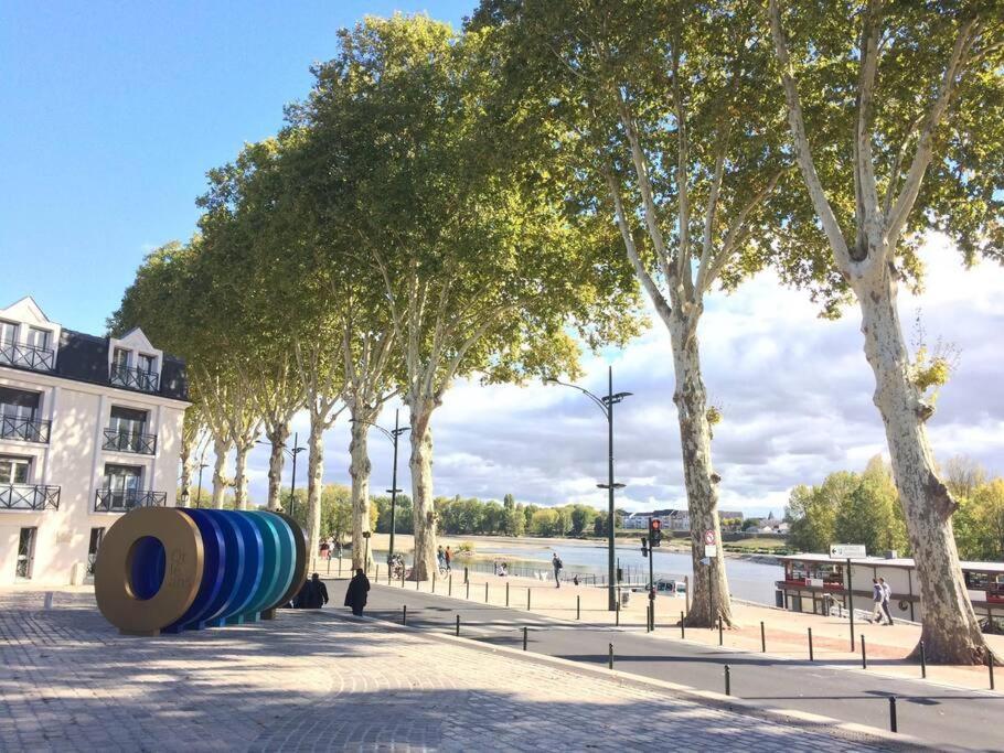 Magnifique Studio - Hypercentre Ancien Pieton Orleans - Wifi - Acces Autonome ภายนอก รูปภาพ